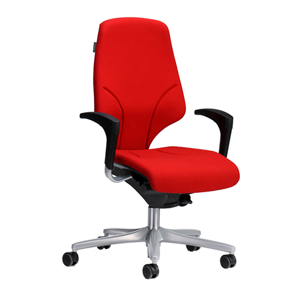 صندلی کارمندی رایانه صنعت مدل K904d به رنگ قرمز می باشد و طراحی زیبایی دارد.