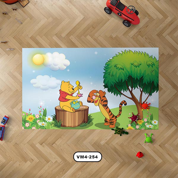 فرش دستیکور مدل خرس پو مناسب برای اتاق کودک در چندسو