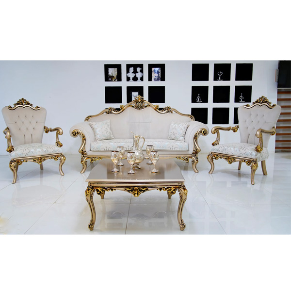 مبلمان کلاسیک با روکش سفید و میز جلومبلی طلایی