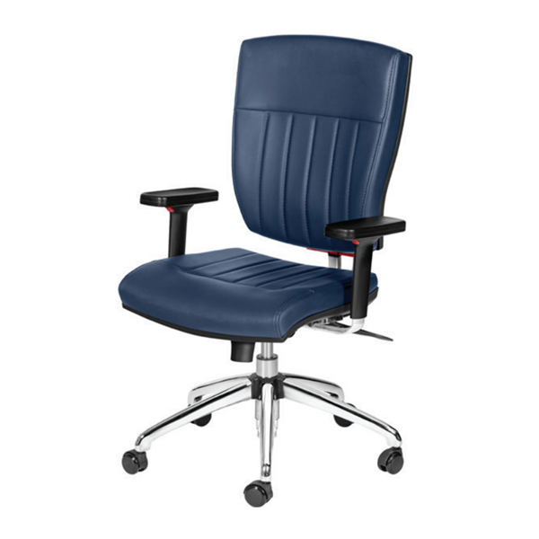 صندلی کارشناسی PONTE داتیس مدل XP747 دارای روکشی آبی رنگ و پایه های پنج پر است. این صندلی دو دسته در طرفین خود دارد.