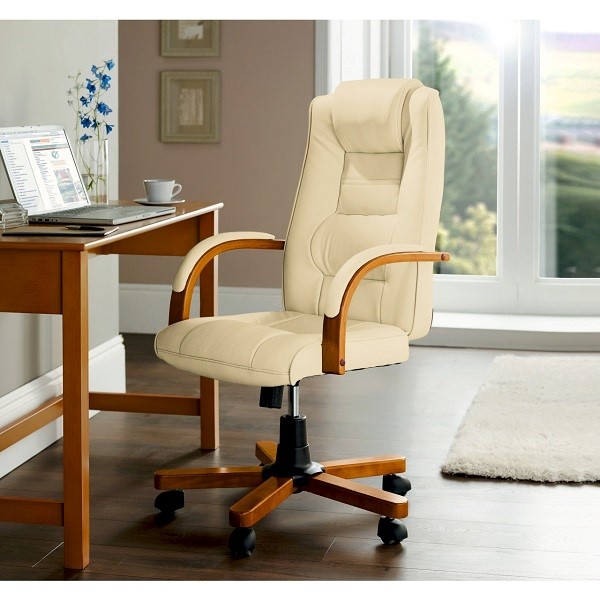 ویژگی ارگونومی صندلی، شناخت ویژگی¬های برندهای مختلف صندلی اداری و بودجه‌ای که در اختیار دارید، توجه نمایید. این‌گونه می¬توانید یک انتخاب عالی داشته باشید.