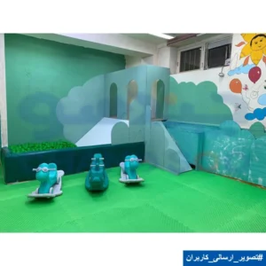 الاکلنگ بچه گانه آبی و طوسی در مهدکودک
