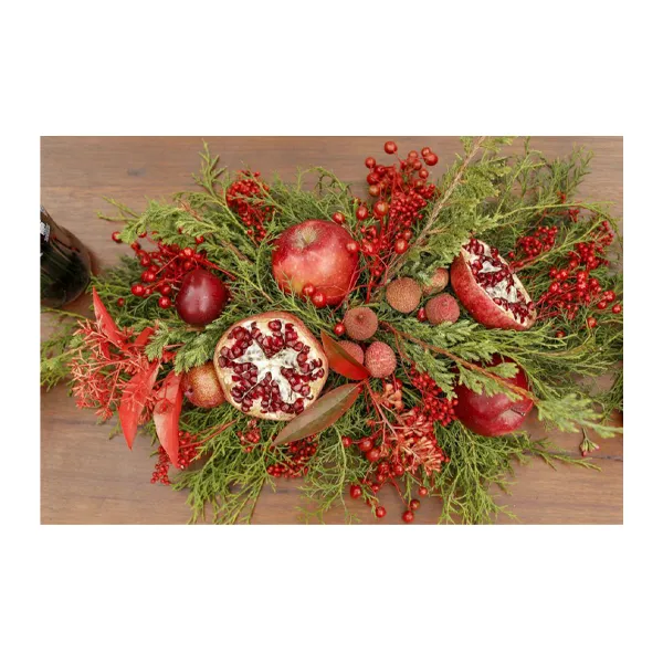 تزئین میز با انار و گل