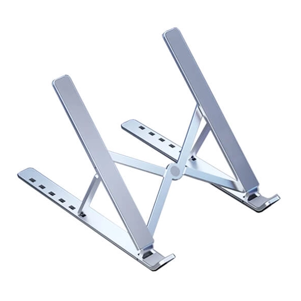 استند تاشو و قابل‌تنظیم لپ‌تاپ از جنس فلز نقره‌ای با پایه‌های شیب‌دار و شیارهای تنظیم ارتفاع