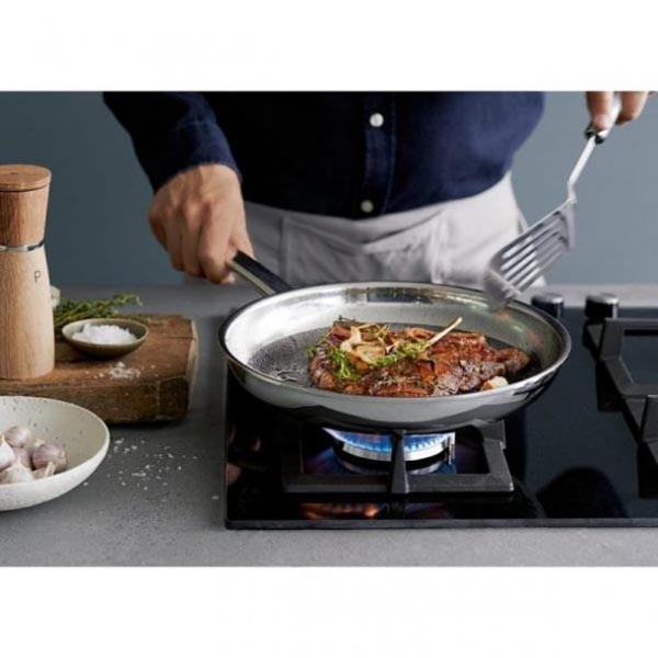 تابه دبلیو ام اف مدل Resist سایز 28 - Image 9